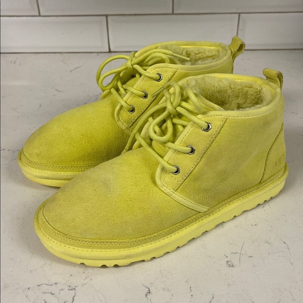 UGG Neumel Boot Pearfect (Women's) Size 9